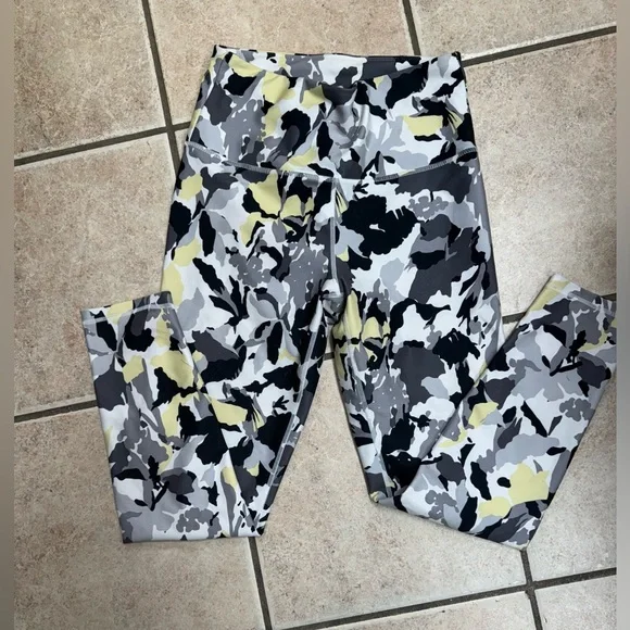 Balance Collection Yellow:Black Capri Cropped High Rise Leggings - Picture 4 of 8